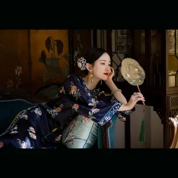 Весенний Халат Тяжелой промышленности в китайском стиле с вышивкой и широкими рукавами, Женское платье для Древнего Косплея Синего цвета с круглым вырезом, Сценическое платье Чонсам